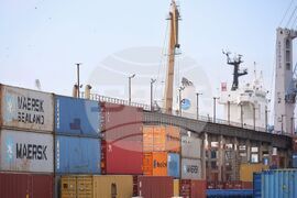 Бургас - пристанище - премиер - посещение