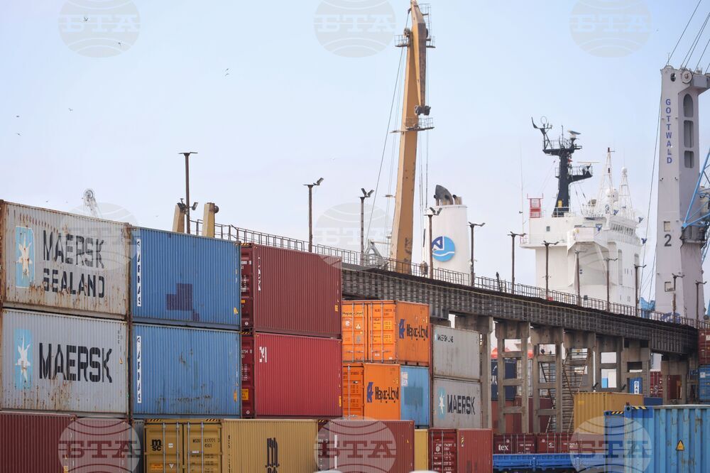 Exports of Goods from Bulgaria to Third Countries Down 5.7% in Q1 of 2025, Y/Y