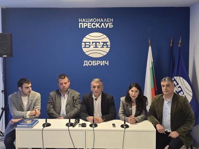 Пресконференция на Гражданския съвет на Гражданско движение за президентска република за област Добрич