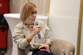 Дигитална сфера - медии  - форум - Катерина Удут