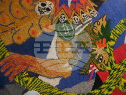 Роузи Ейсор прави килим за българския павилион на Венецианското архитектурно биенале. Снимка: Екипът на българския павилион на Венецианското архитектурно биенале