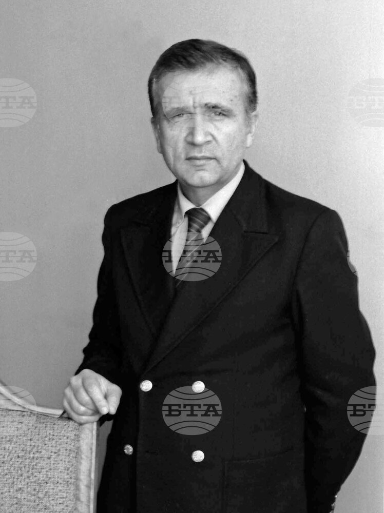 Любомир Левчев: Поезията е мост, който свързва свободата с любовта, а също и с красотата…