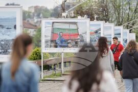 „Антарктическите хора - грижа за Земята" - изложба