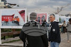 „Антарктическите хора - грижа за Земята" - изложба