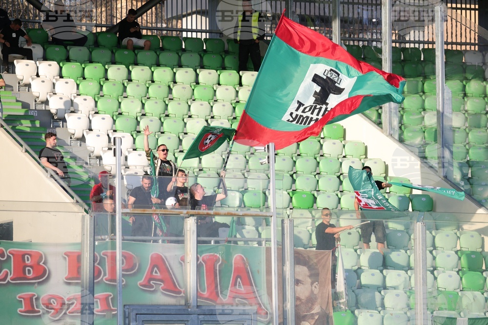 Разград - футбол - „Лудогорец“ - „Ботев“ Враца