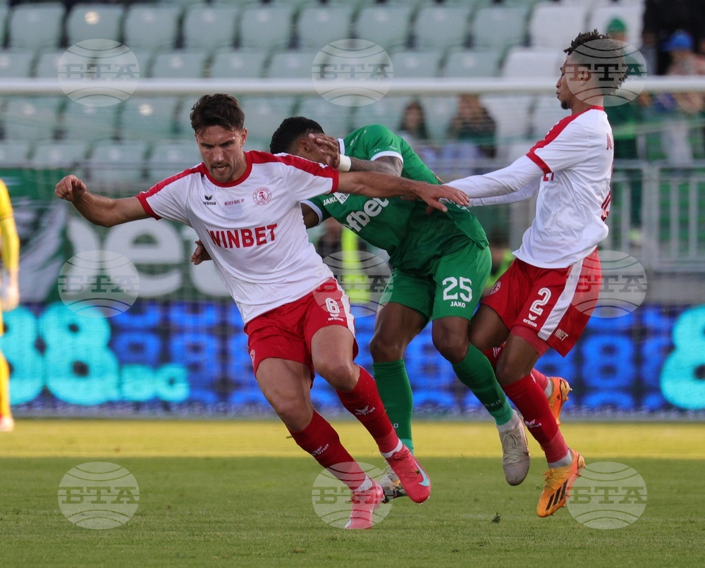 Разград - футбол - „Лудогорец“ - „Ботев“ Враца