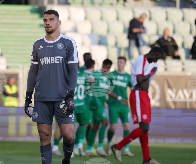 Футболисти на Ботев Враца се срещнаха с деца от Общностен център в града