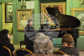 Пловдив - Иван Спасов - композитор и диригент