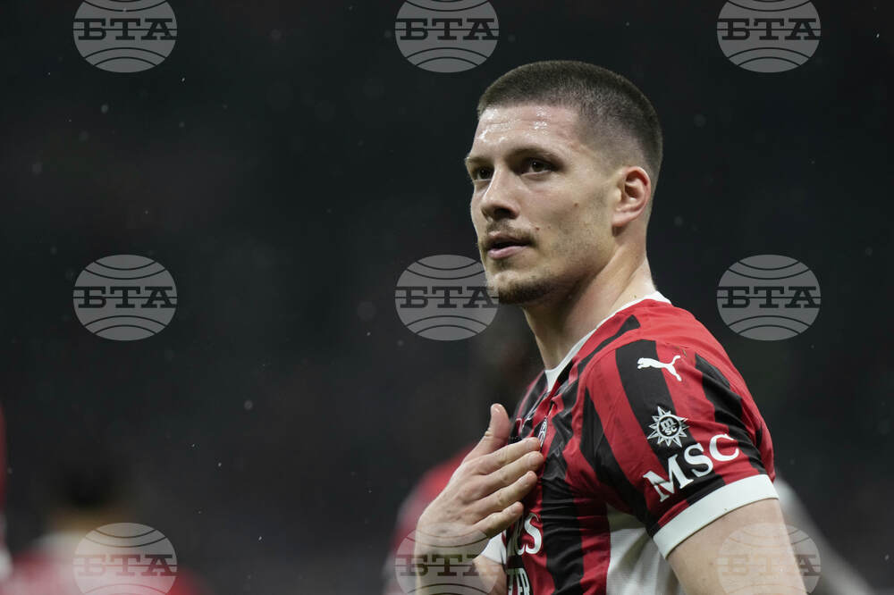 АЕК Атина финализира трансфера на Лука Йович от Милан
