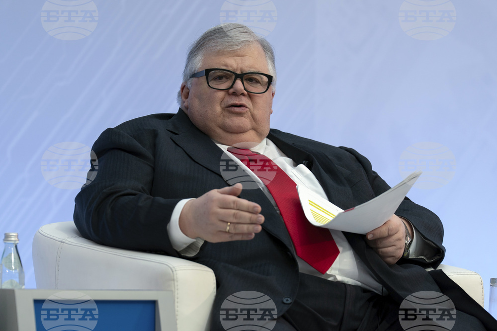 Световната икономика е изправена пред ключов момент, обяви Банката за международни разплащания