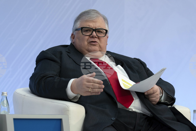 Световната икономика е изправена пред ключов момент, обяви Банката за международни разплащания