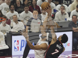 Heat Cavaliers Basketball