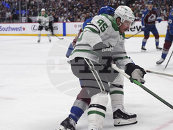 Stars Avalanche Hockey