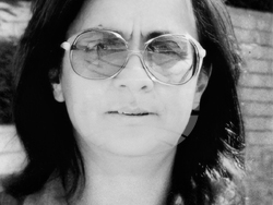 София (12 август 1994) Даниела Кънева, журналист в Българска национална телевизия. Пресфото-БТА, снимка-репродукция: Зоя Пенкова