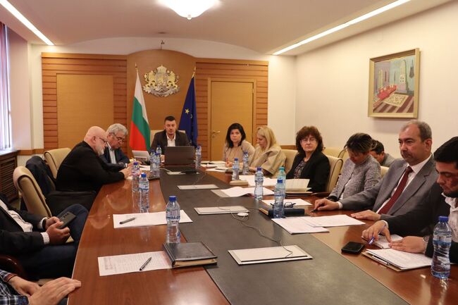 Заместник-министър Бурджев: Конструктивният диалог с пчеларския бранш е предпоставка МЗХ да прилага важните и отговорни секторни политики