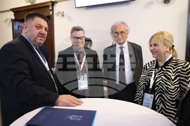 Европейска комисия за борба с расизма и нетолерантността - Комисия за защита от дискриминация - кръгла маса