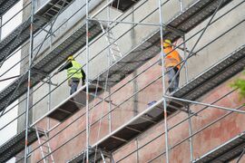 Бургас - Росен Желязков - начало на кампания за саниране на сгради