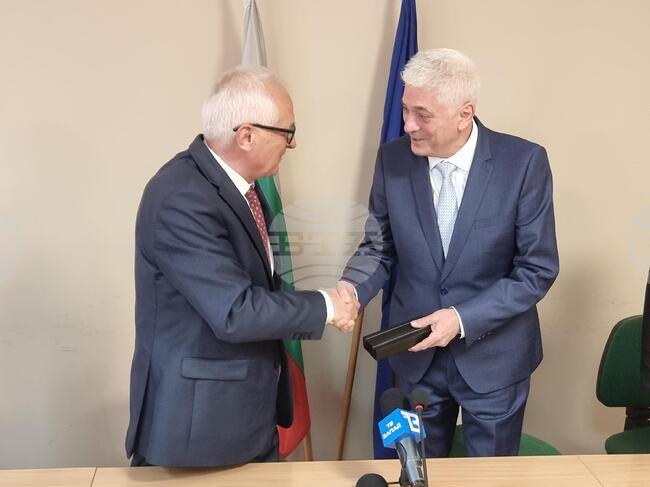 Новият областен управител на Кюстендилска област Методи Чимев встъпи в длъжност