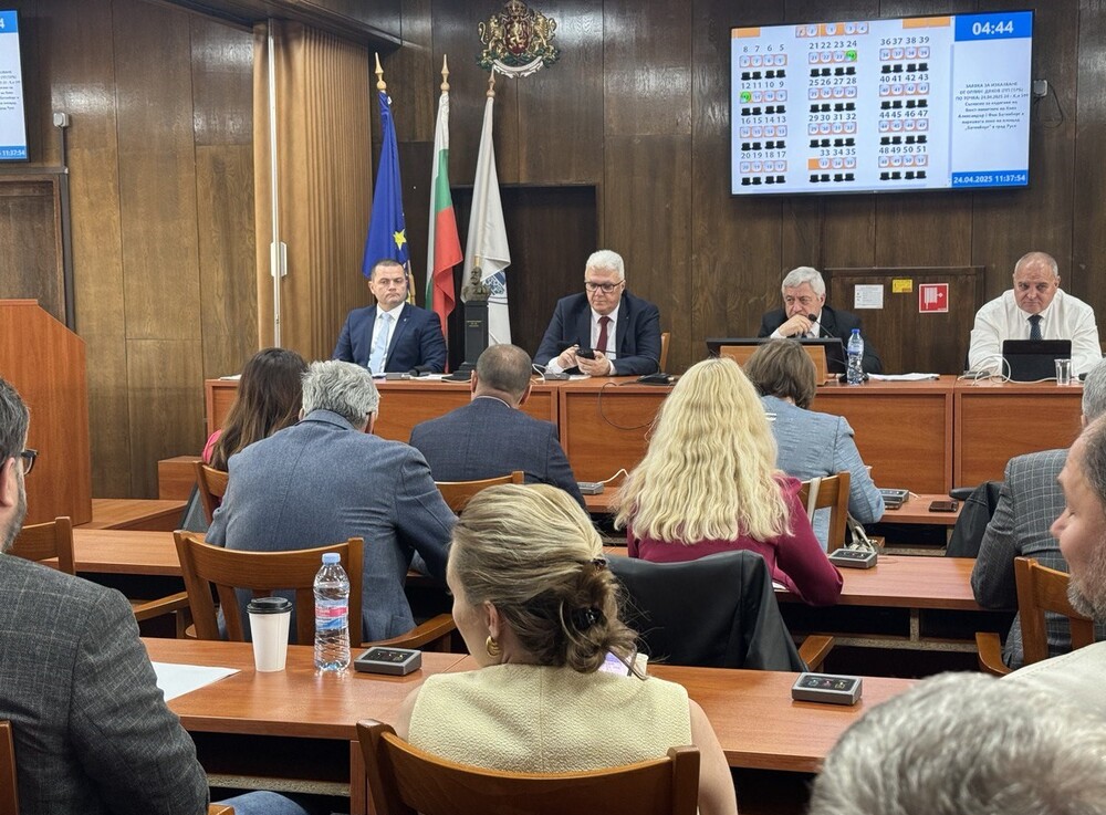 Общинският съвет прие нова наредба за обществения транспорт в Русе