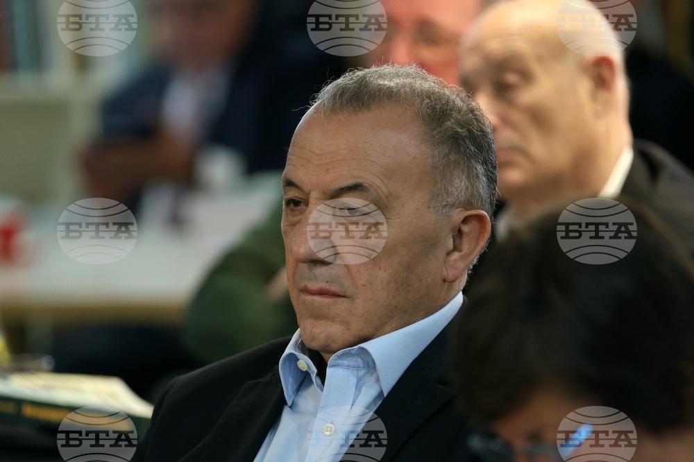 Книга - Дневници и спомени на един дълго задържал се посланик" - представяне