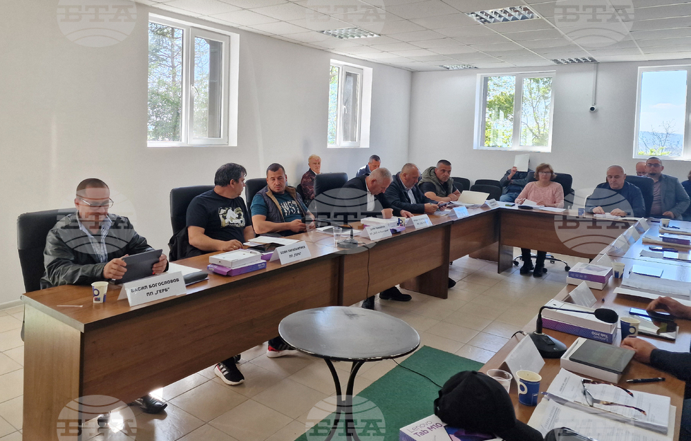 Общинският съвет в Антоново учреди право на прокарване на физическа инфраструктура и електронна съобщителна мрежа на мобилен оператор