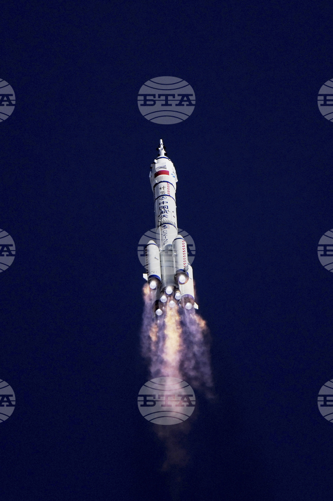 Китай потвърди плановете си да изпрати астронавти на Луната до 2030 г.