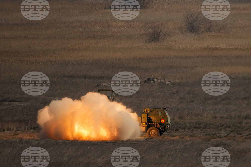 Румъния откри център за поддръжка на артилерийските ракетни системи HIMARS