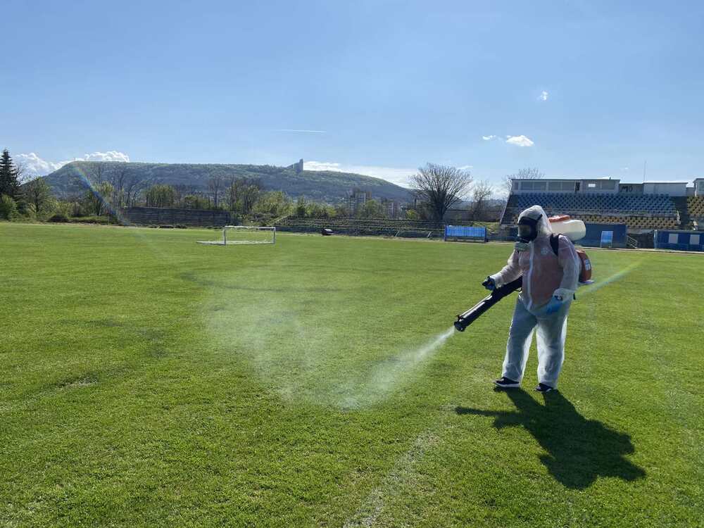 Община Шумен: Продължава обработката срещу кърлежи в шуменските села