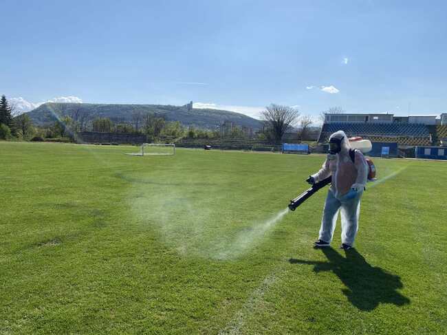 Община Шумен: Продължава обработката срещу кърлежи в шуменските села