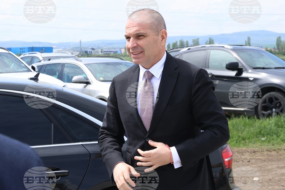 Село Волуяк - Гроздан Караджов - Мултимодална логистична платформа София-Запад - строителство