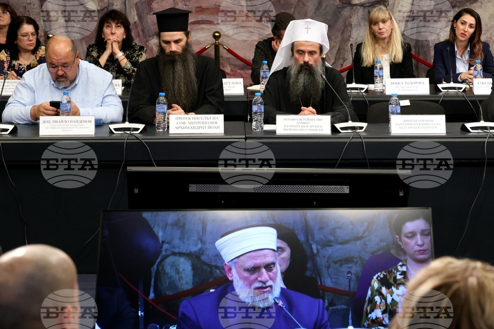 Дискусия - добродетели и религии в българските училища