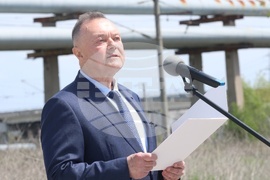 Село Волуяк - Гроздан Караджов - Мултимодална логистична платформа София-Запад - строителство