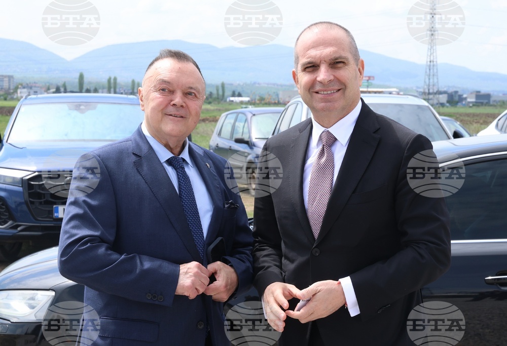 Село Волуяк - Гроздан Караджов - Мултимодална логистична платформа София-Запад - строителство