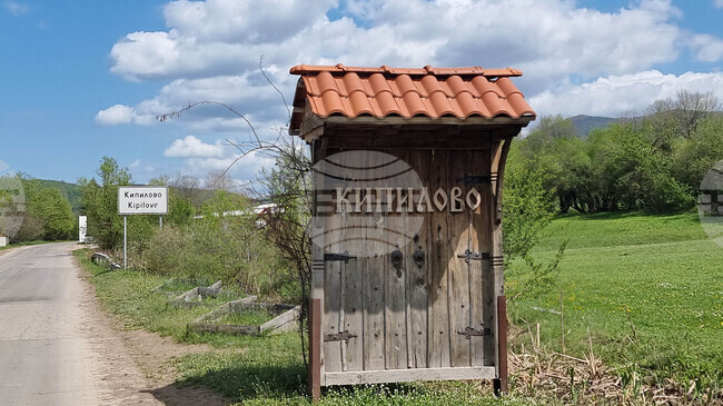 В котленското село Кипилово бе обран пощенски клон