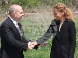 Село Волуяк - Гроздан Караджов - Мултимодална логистична платформа София-Запад - строителство