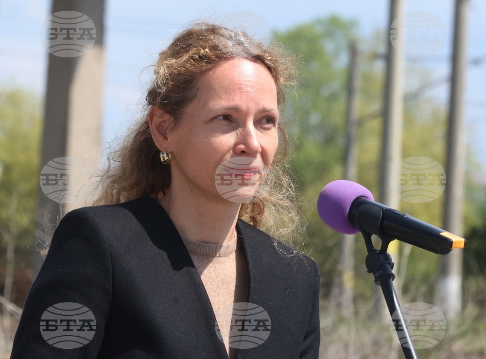 Село Волуяк - Гроздан Караджов - Мултимодална логистична платформа София-Запад - строителство