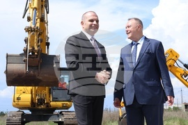 Село Волуяк - Гроздан Караджов - Мултимодална логистична платформа София-Запад - строителство