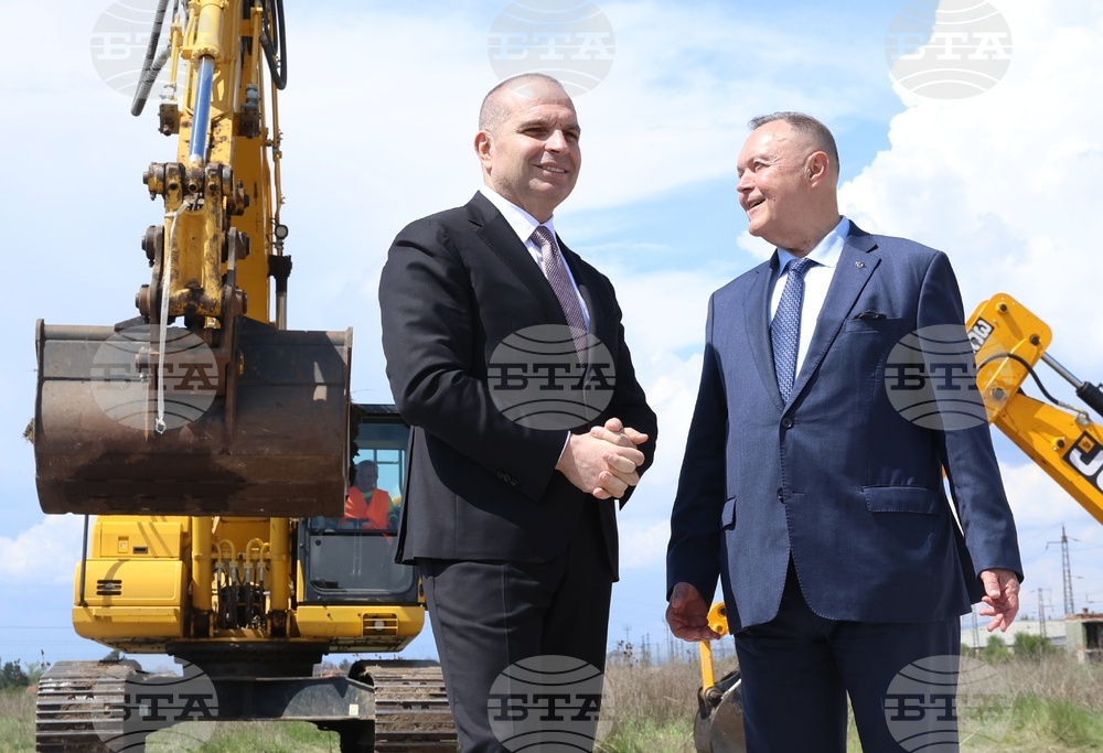 Село Волуяк - Гроздан Караджов - Мултимодална логистична платформа София-Запад - строителство