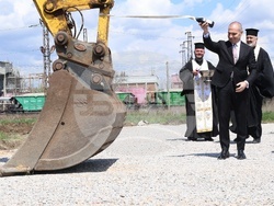 Село Волуяк - Гроздан Караджов - Мултимодална логистична платформа София-Запад - строителство