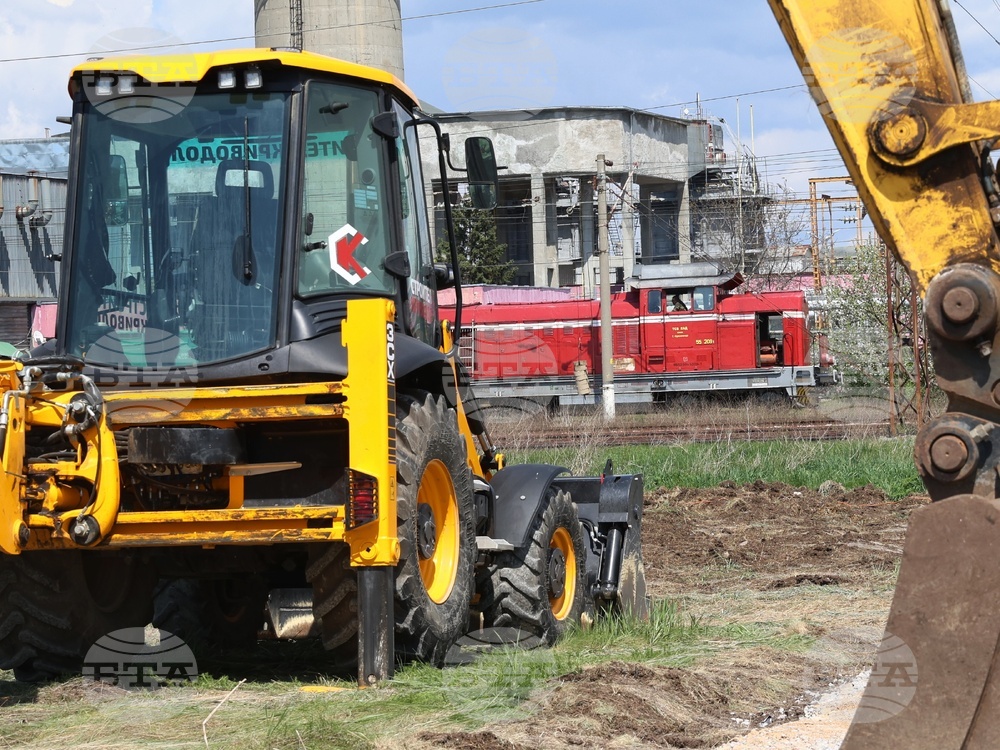 Село Волуяк - Гроздан Караджов - Мултимодална логистична платформа София-Запад - строителство