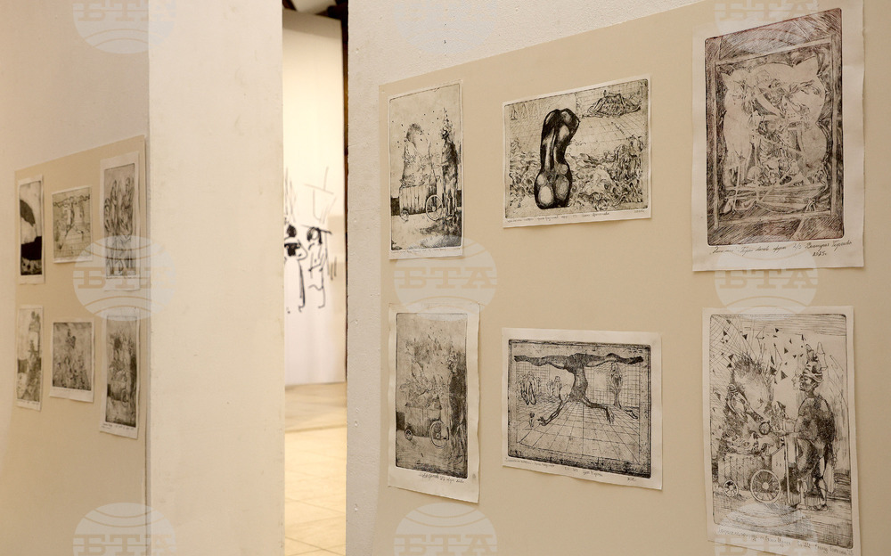 Варна - Градска художествена галерия - изложба на ученици от НУИ “Добри Христов”