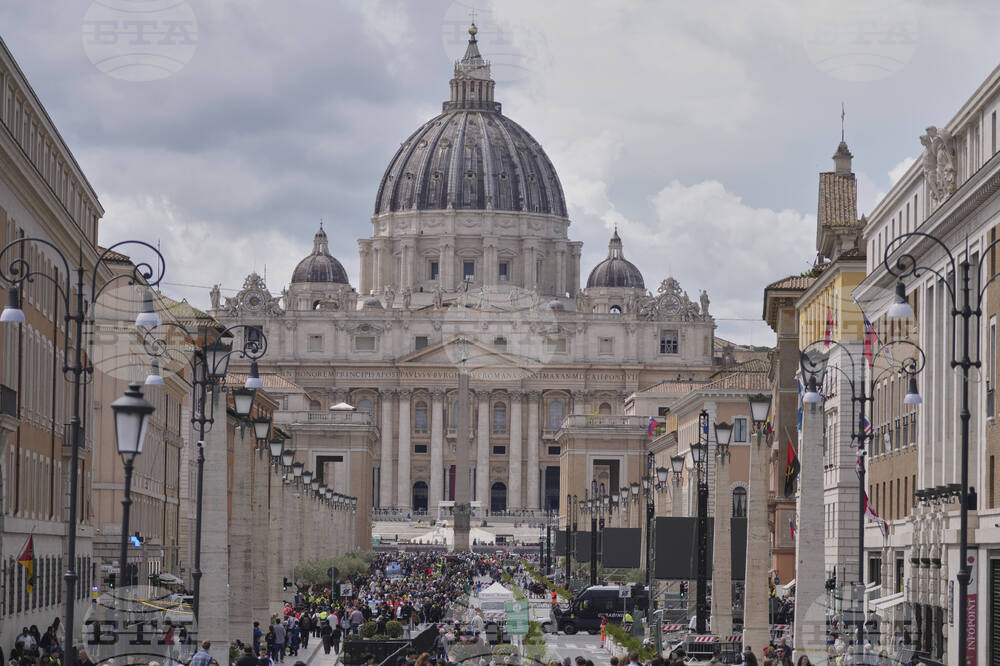 Папа Франциск, починал на 21 април на 88 години, ще бъде погребан днес