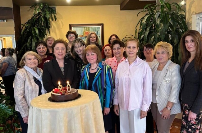 БСП: Нежни и решителни - Обединението на жените социалистки отбелязва своята двадесета годишнина с достойни постижения