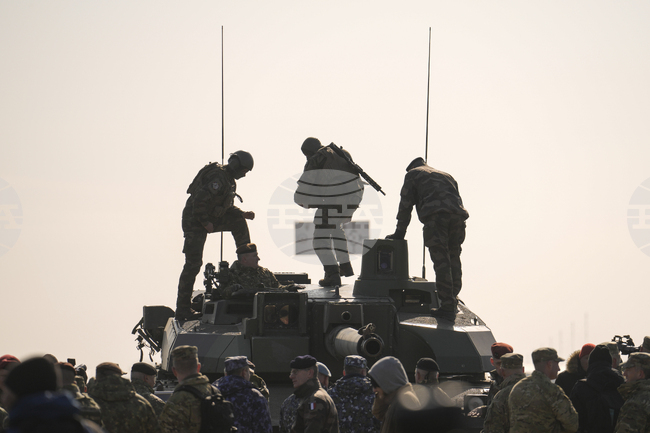 Около 5000 военни от четири страни участват в учението "Saber Guardian 25" в Румъния