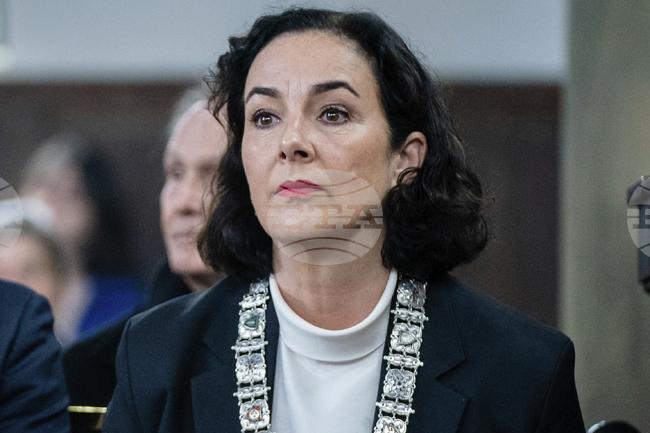 Експлозия нанесе щети на еврейско училище в Амстердам, няма данни за пострадали, съобщи нидерландската агенция АНП