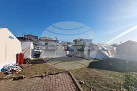 Турция - земетресение - Нурдагъ - бедстващи хора - палатков лагер