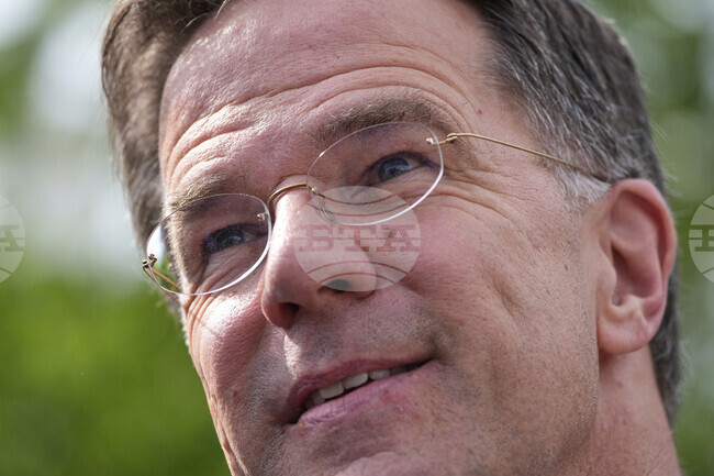 АНП: Генералният секретар на НАТО Марк Рюте поздрави канадския премиер, но обърна внимание на слабата отбрана