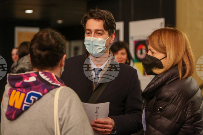 Концерт-спектакъл - „Песен за Коко“