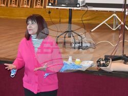 Снимка: Община Разград - Заместник-кметовете Добрин Добрев и Хабибе Расим се срещнаха с директора на Филиал Велико Търново на Медицински университет-Варна доц. Диана Димитрова 