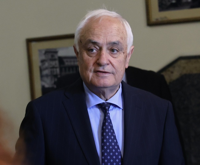 Bulgaria Very Actively Defends Its National Interests within NATO - Defence Minister